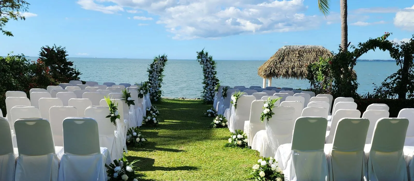 Crowne Plaza Fiji Nadi Bay Resort & Spa