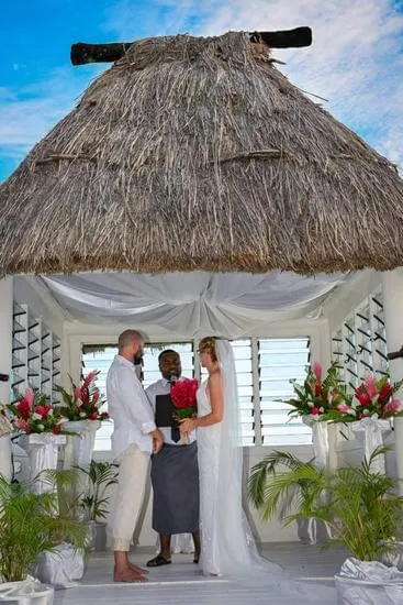 Fiji Hideaway Resort & Spa gallery image