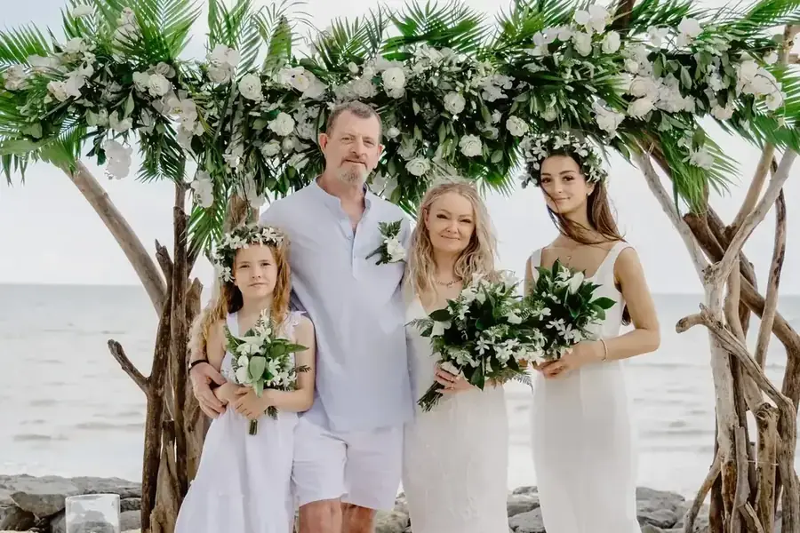 Wedding flowers and decorative details in Fiji — 004
