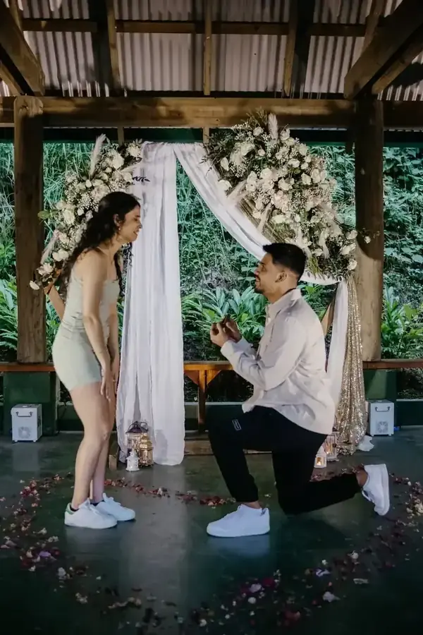 Bride and groom portrait in an island setting — 004