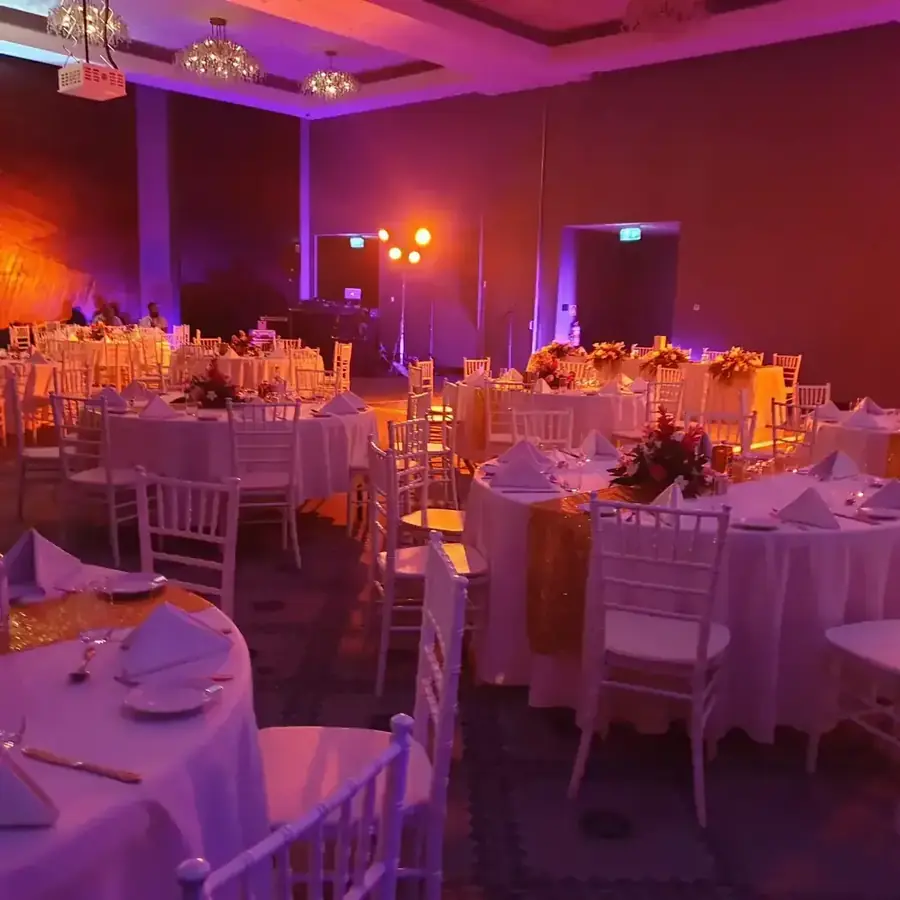 Branded corporate celebration and tablescape in Fiji — 003