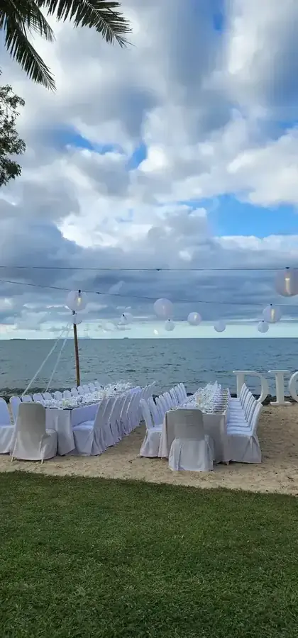 Branded corporate celebration and tablescape in Fiji — 048