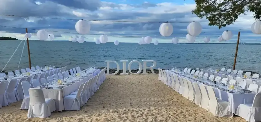 Branded corporate celebration and tablescape in Fiji — 053