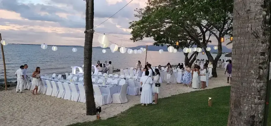 Branded corporate celebration and tablescape in Fiji — 073