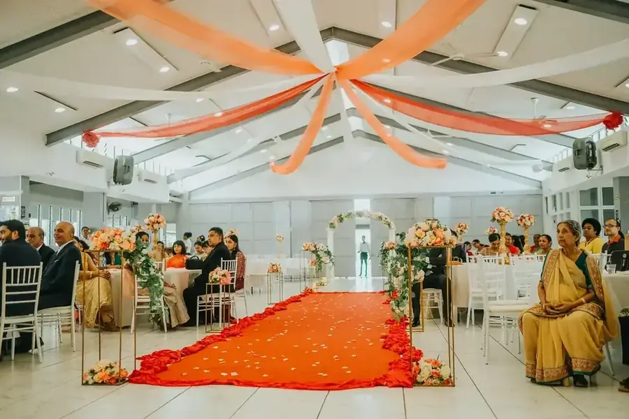 Multicultural wedding moment in Fiji — 015