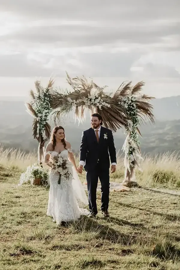 Bride and groom portrait in an island setting — 014