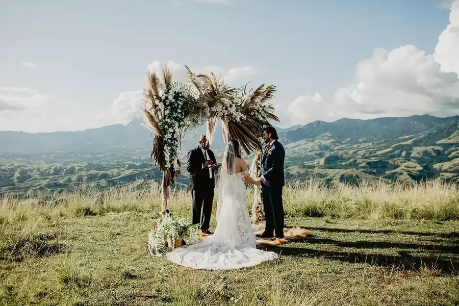 Paradise Bride couple celebration in Fiji — 038