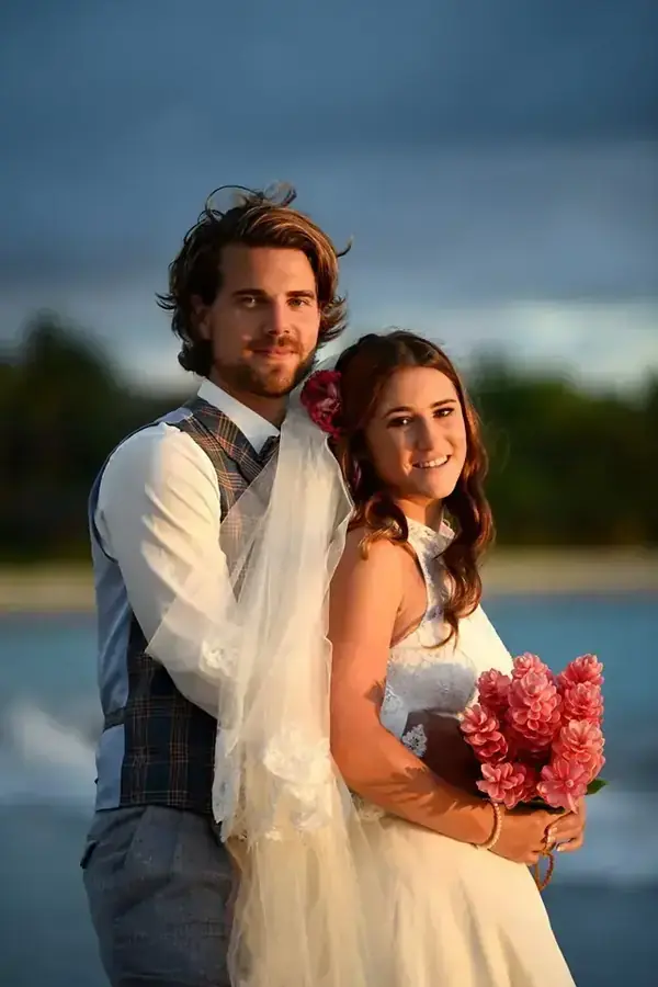 Joyful Fiji wedding couple moment — 045
