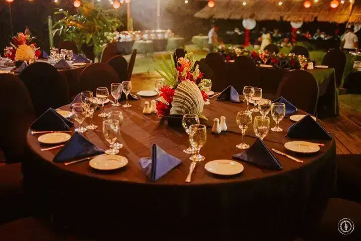 Multicultural wedding moment in Fiji — 055