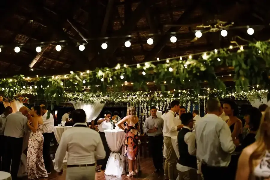 Paradise Bride couple celebration in Fiji — 063