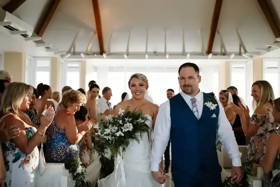 Bride and groom portrait in an island setting — 064