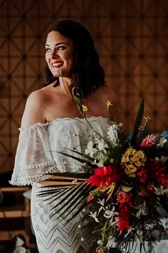 Romantic Fiji wedding couple portrait — 066