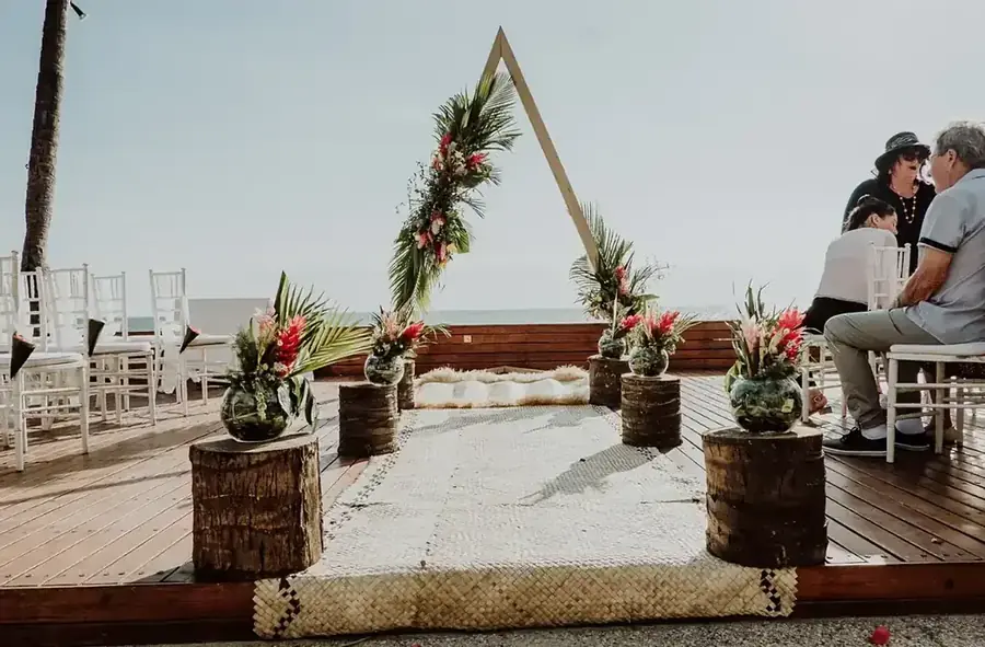 Tropical wedding aisle styled by Paradise Bride — 027