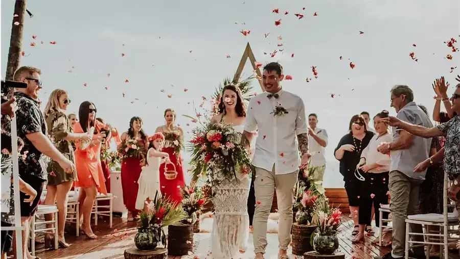 Paradise Bride ceremony design in Fiji — 030