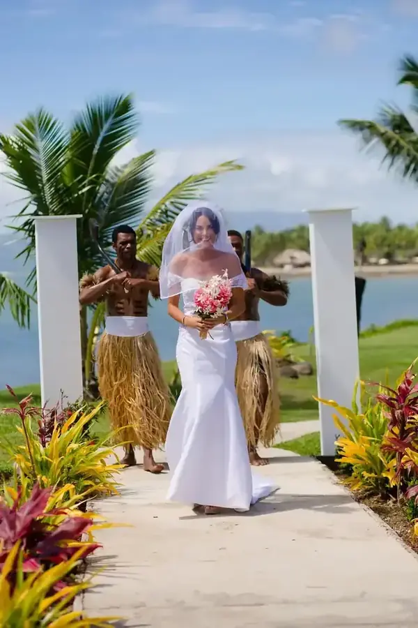 Bride and groom portrait in an island setting — 079