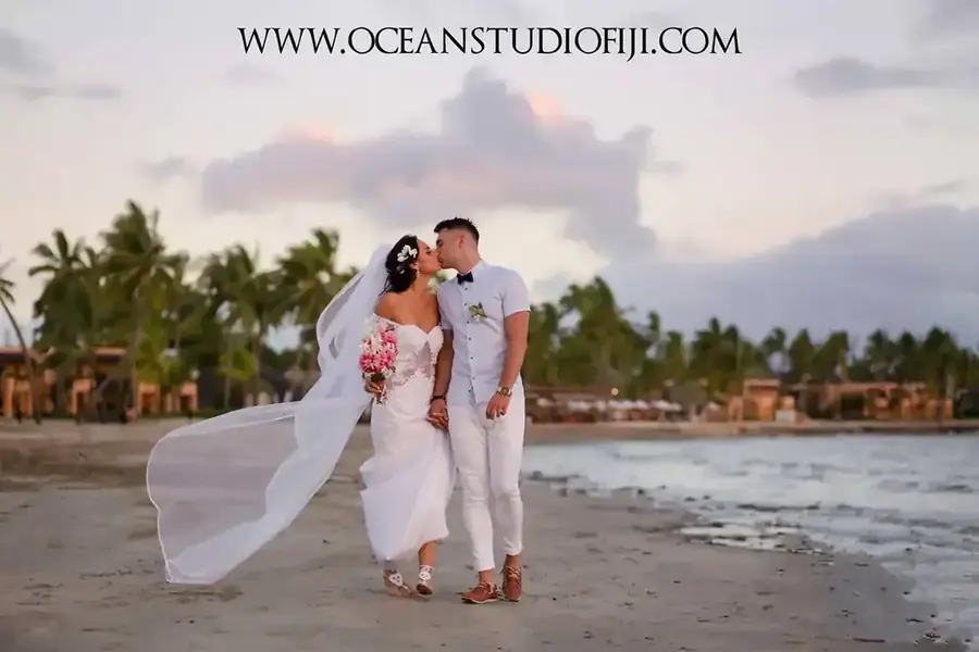 Joyful Fiji wedding couple moment — 080