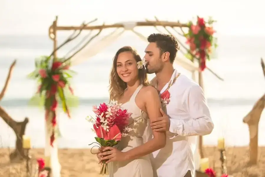 Bride and groom portrait in an island setting — 089