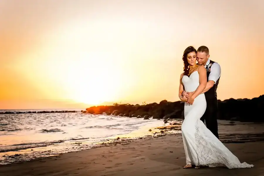 Joyful Fiji wedding couple moment — 105
