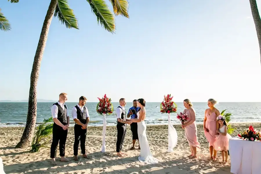 Paradise Bride ceremony design in Fiji — 040