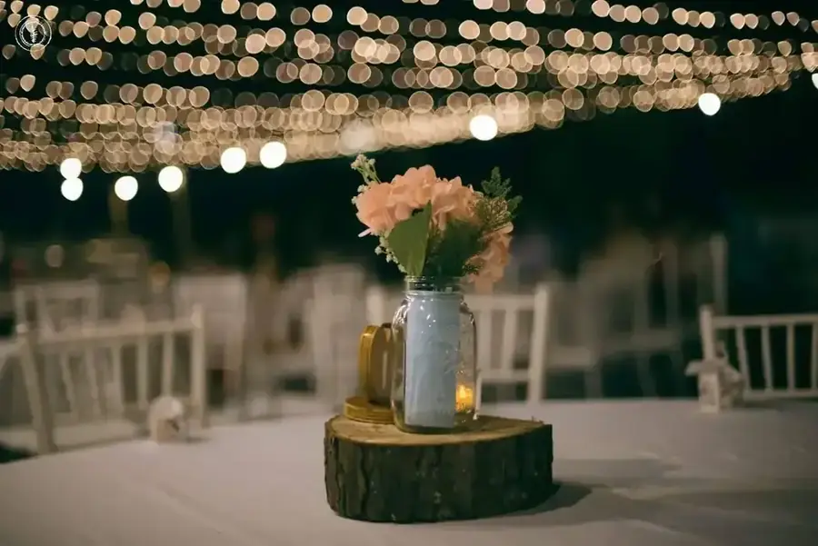 Fiji wedding tablescape and décor — 112