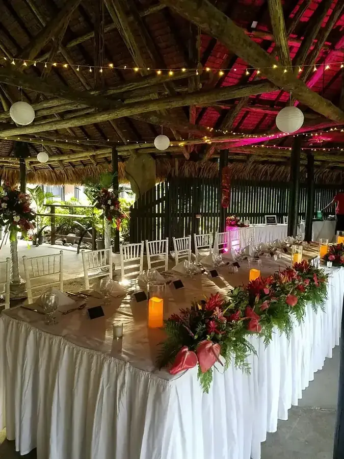 Tropical wedding styling by Paradise Bride — 113