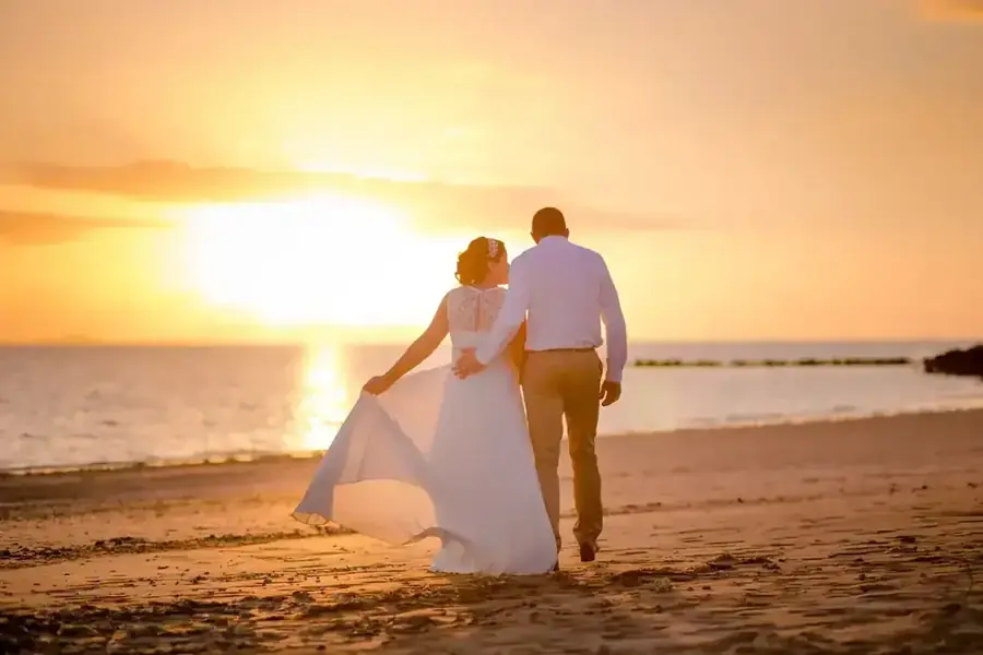 Newlywed moment at a Fiji destination wedding — 117
