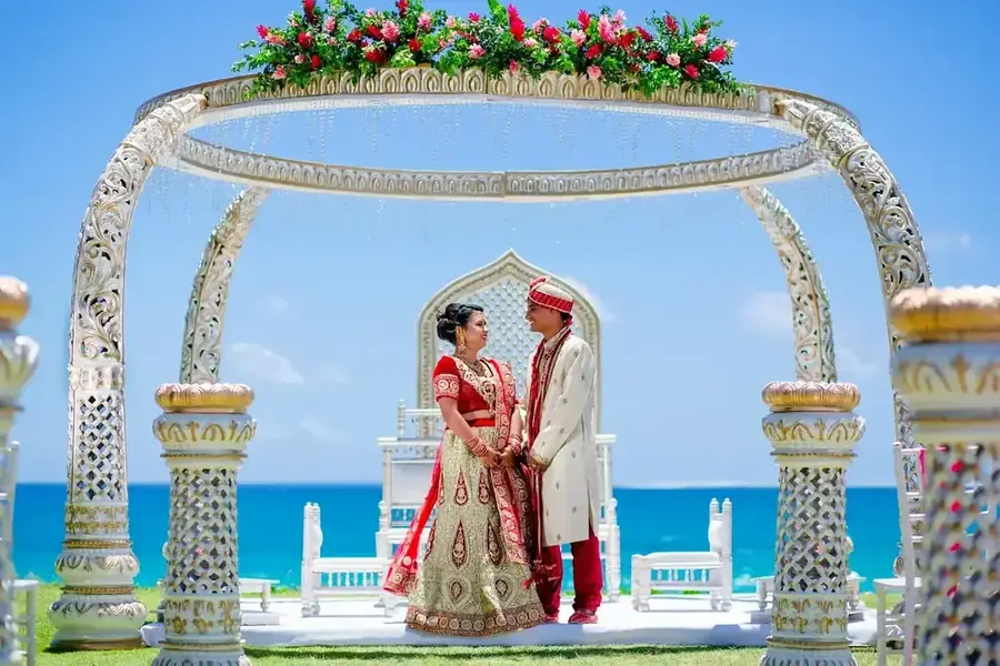 Traditional wedding ceremony styled by Paradise Bride — 097