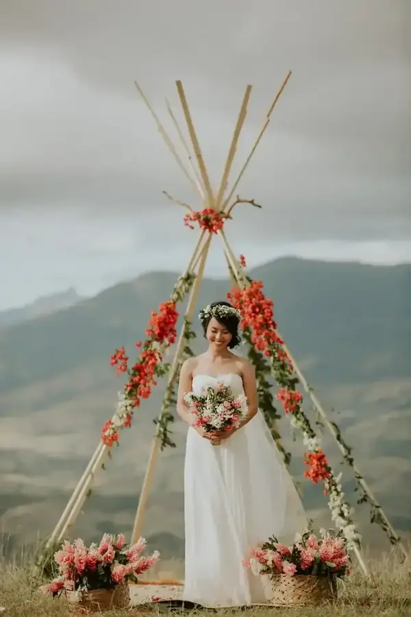 Tropical wedding aisle styled by Paradise Bride — 057